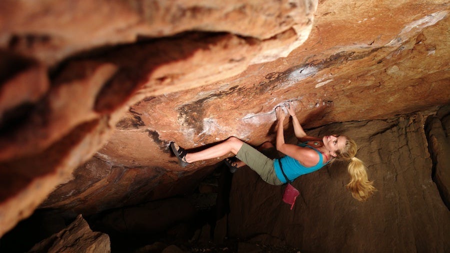 a-photo-of-a-female-rock-climber-in-south-africa.jpg