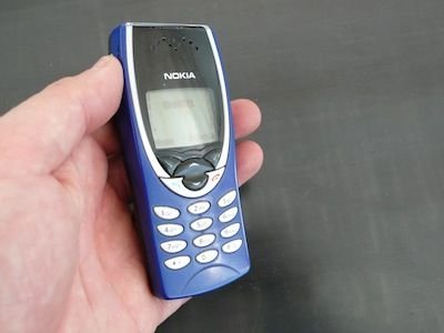 Nokia-8210.jpg