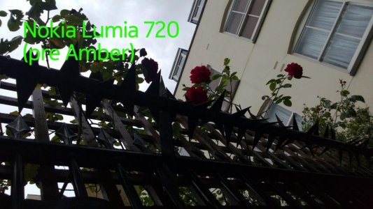 nokia_lumia-720-pre-update-closeup-1024x577.jpg