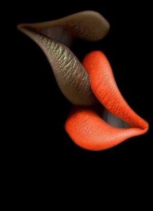 beautiful lips.jpg
