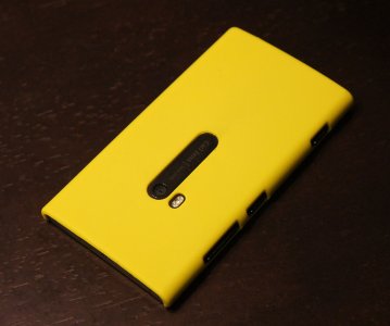 YellowCase1.jpg