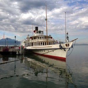 lausanne_ouchy_boat.jpg