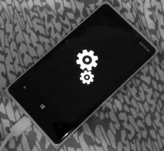 Fix-Spinning-Gears-Nokia-Lumia.jpg