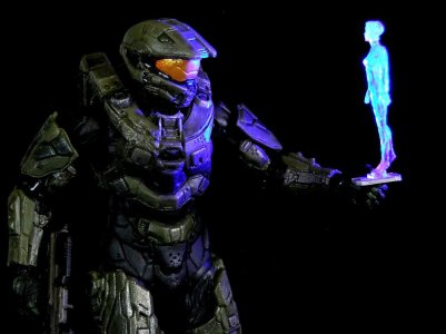 halo_4_master_chief_and_cortana_2_by_anthonyscustoms-d5j0zno.jpg