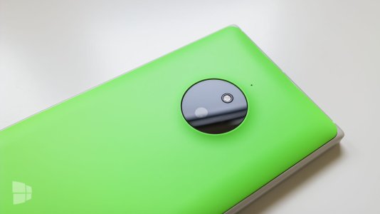 Nokia-Lumia-830-7.jpg