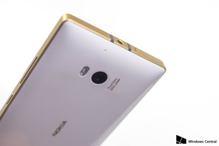 lumia-930-white-gold-back.jpg