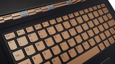 YOGA 900S in Gold_Keyboard.jpg