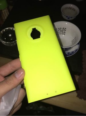 Lumia-750.3.jpg