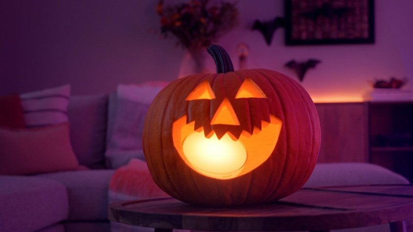 philips-hue-go-halloween-lifestyle-1l59.jpg