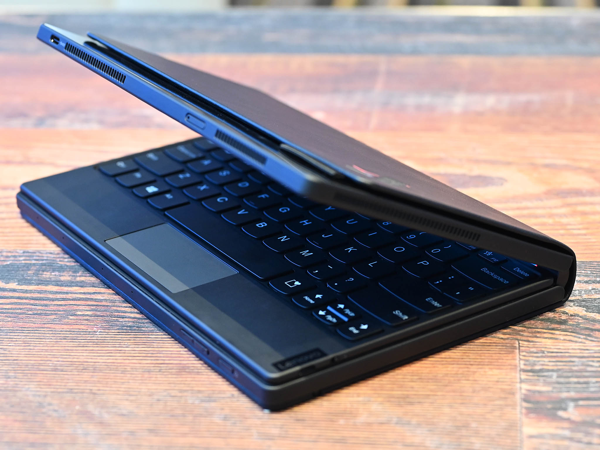 lenovo-thinkpad-x1-fold-2020-1.jpg