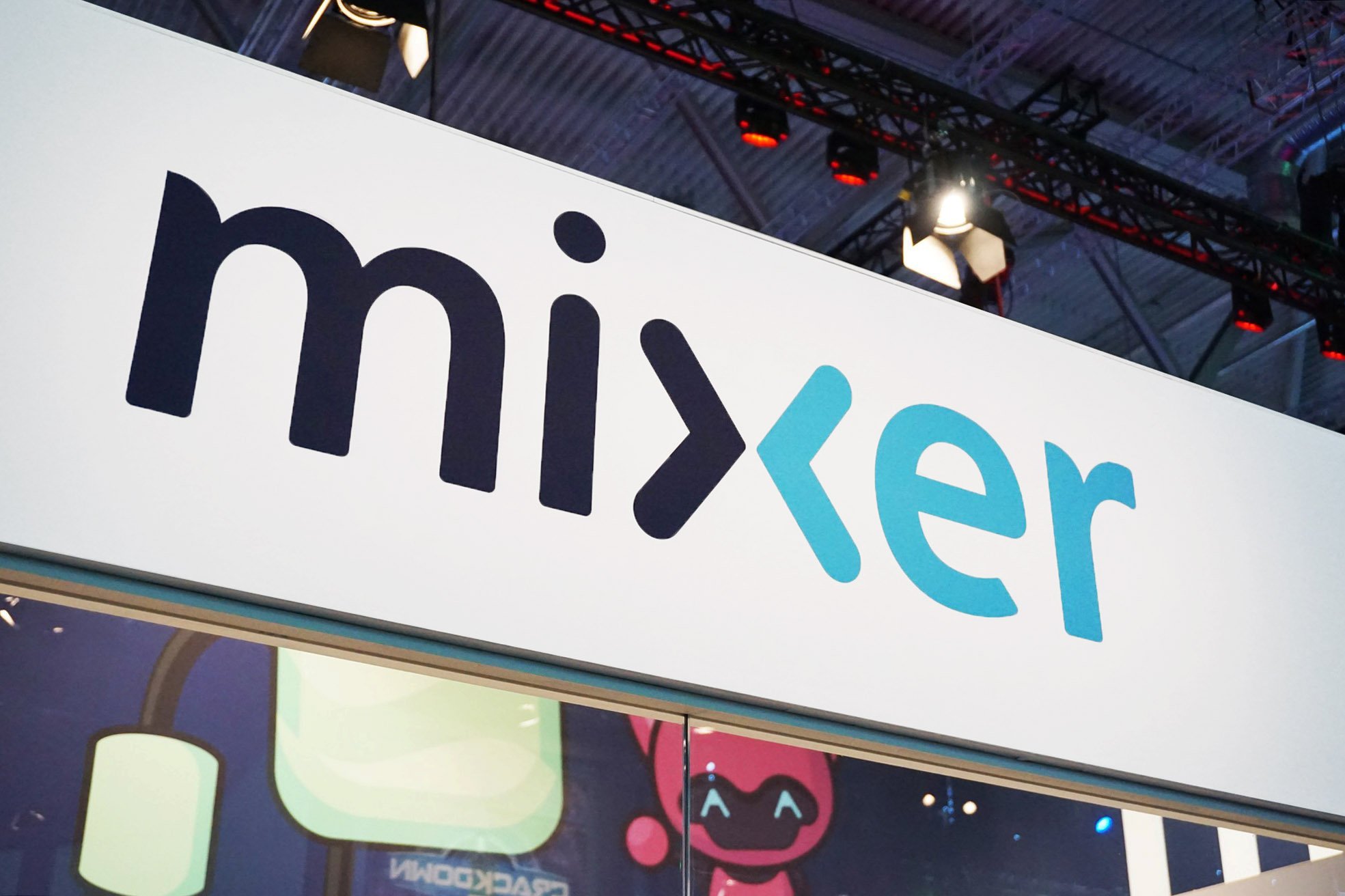 mixer-banner-gamescom-2017-v2.jpg