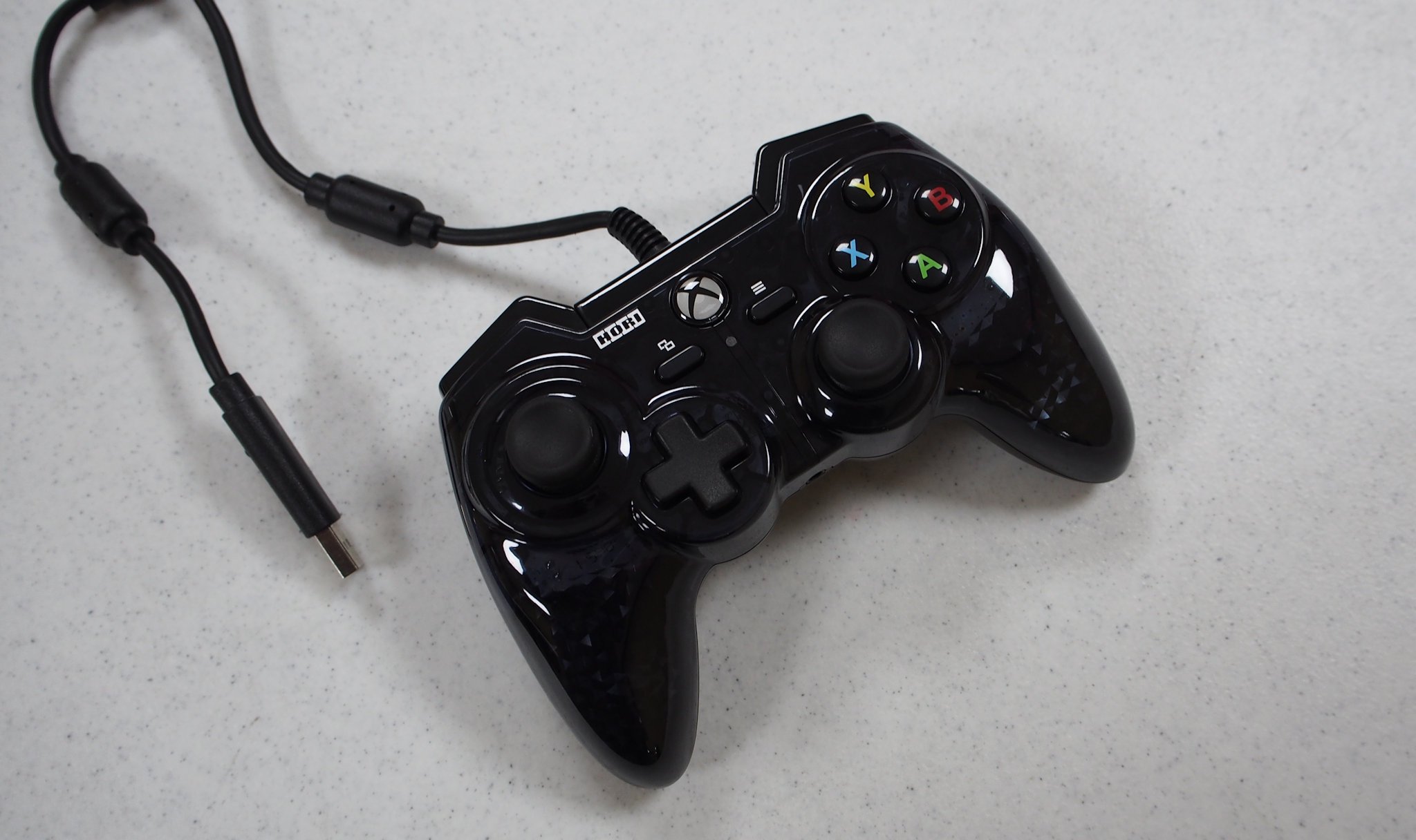 Hori-Pad-Pro-Xbox-One-Controller-main.jpg