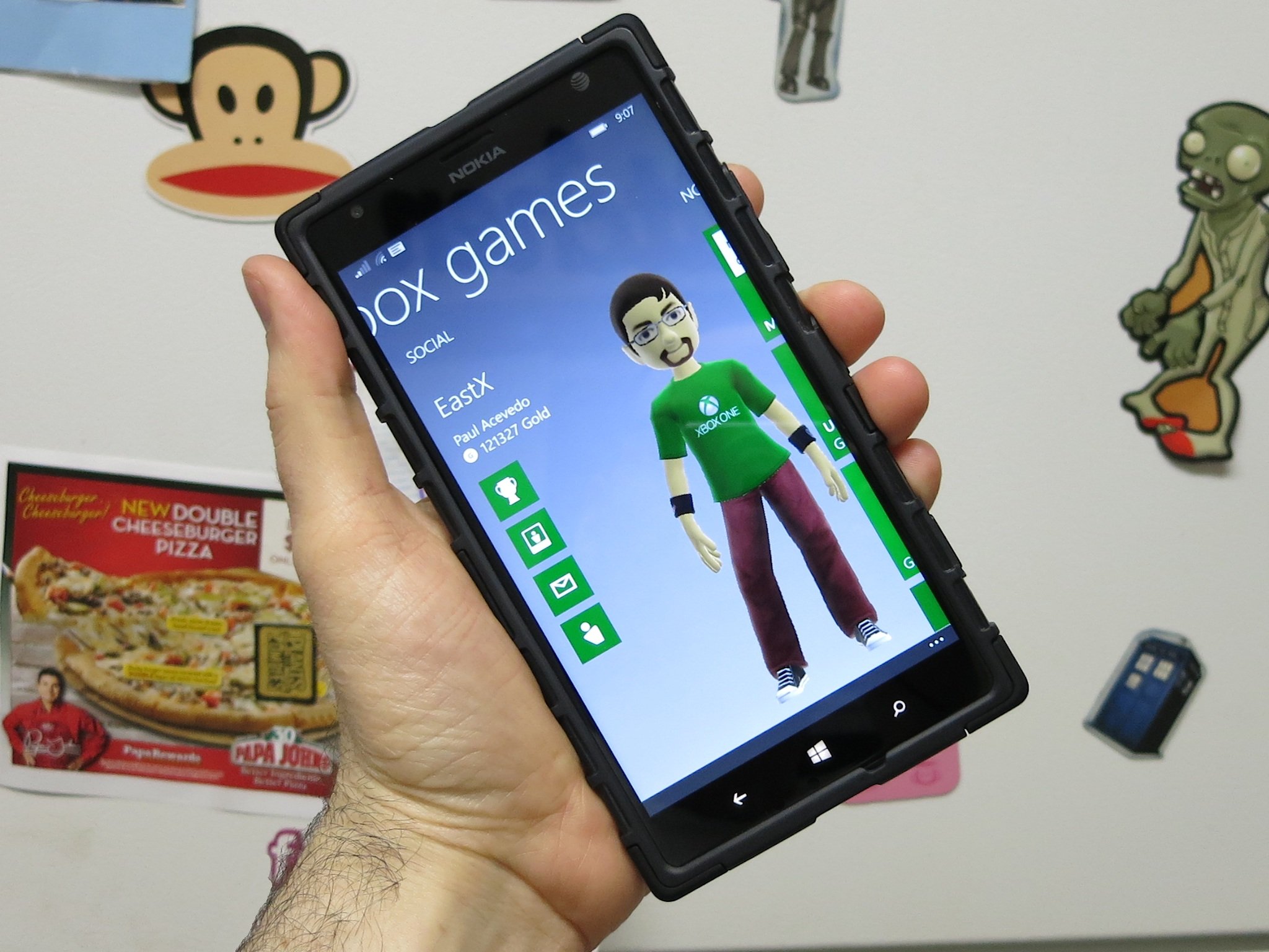 Windows_Phone_Games_Hub_WP8-1_Lumia_1520_Photo.jpg