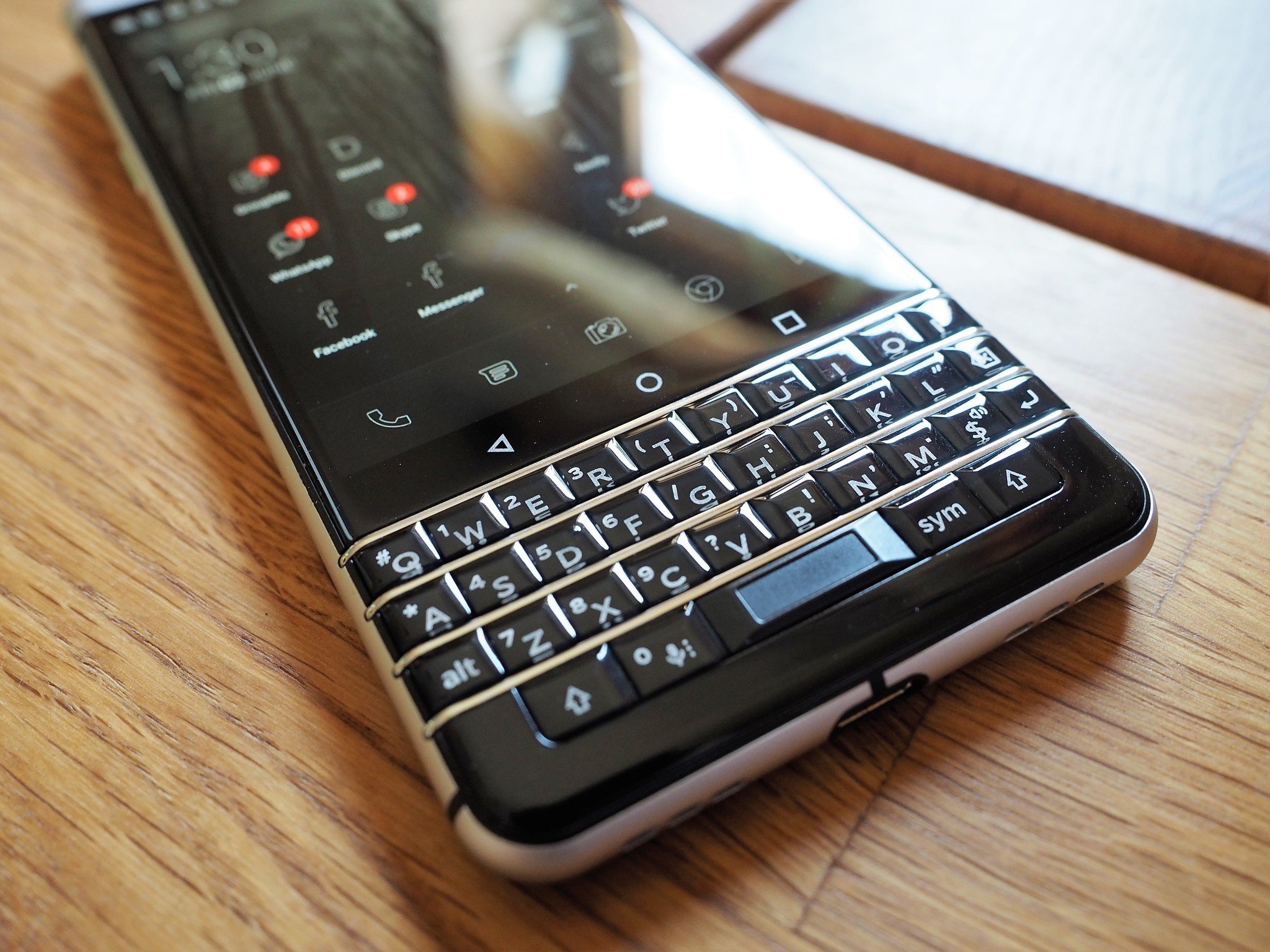blackberry-keyone-keyboard.jpg