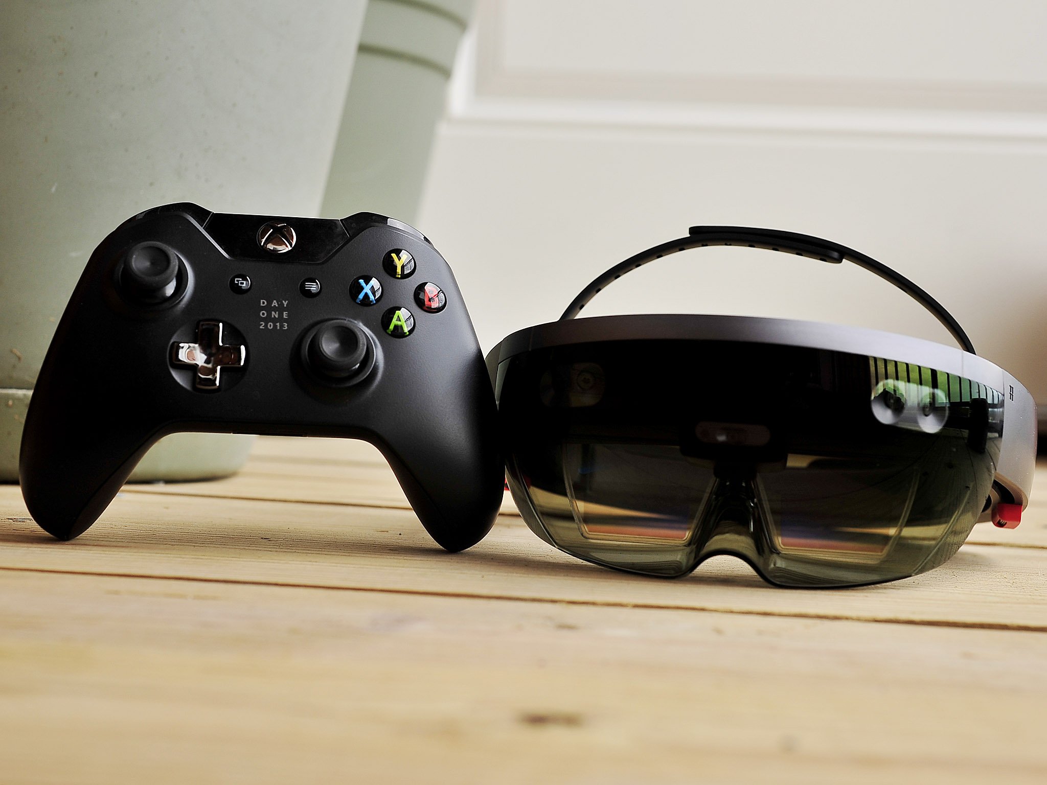 hololens-xbox-one-controller.jpg