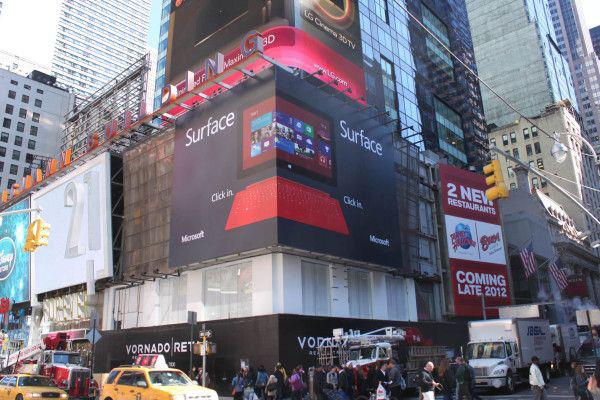 Microsoft+Surface+ad+Times+Square+New+York.jpg