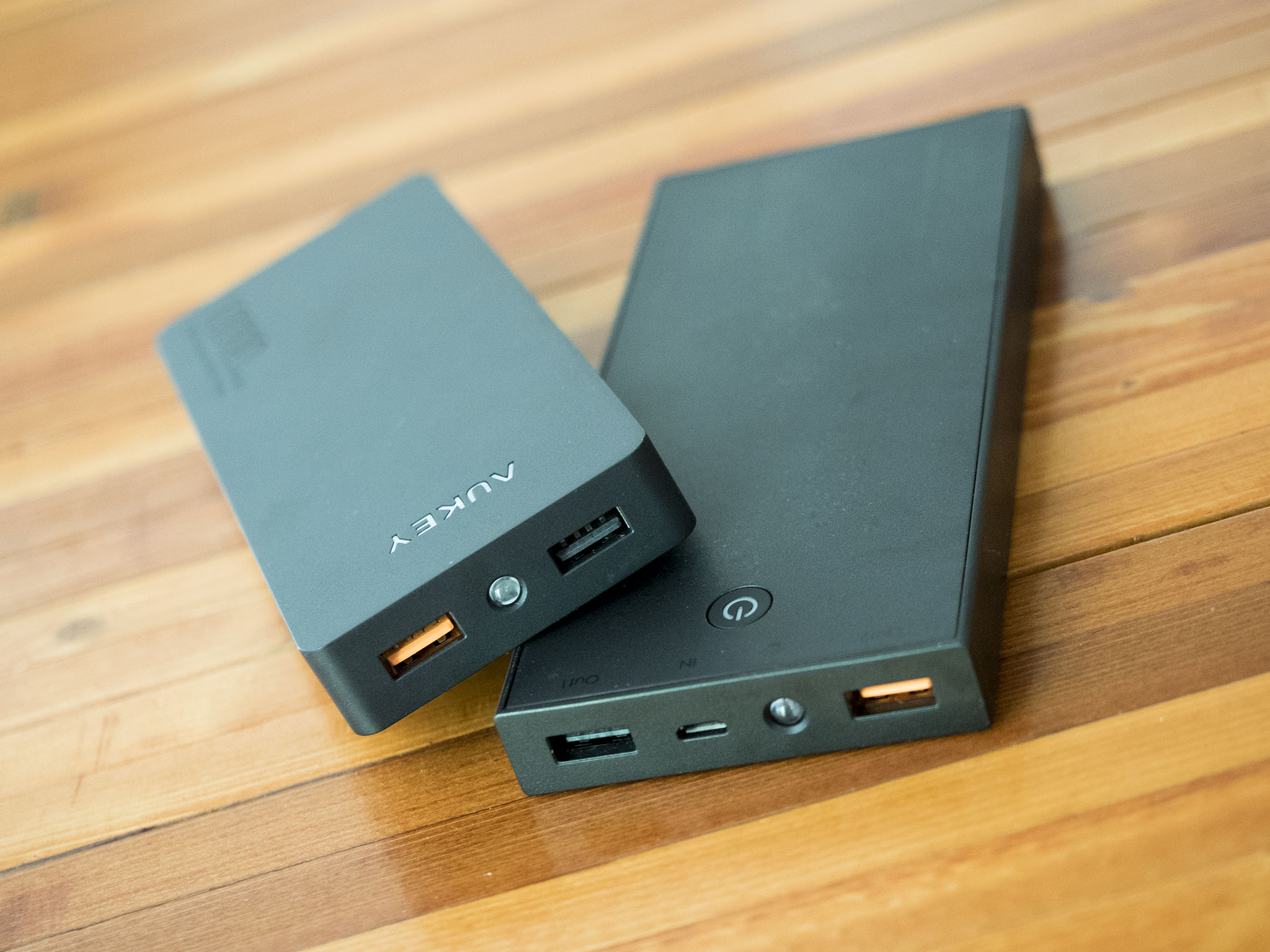 aukey-quick-charge-batteries.jpg