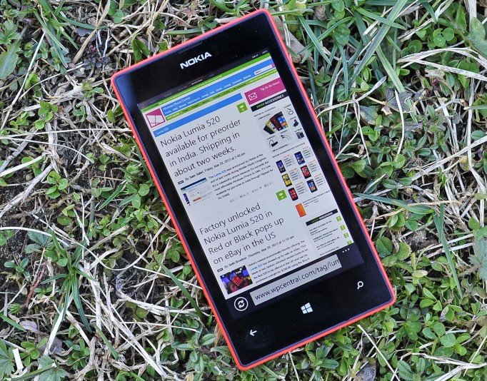 Nokia%20Lumia%20520%20front.jpg