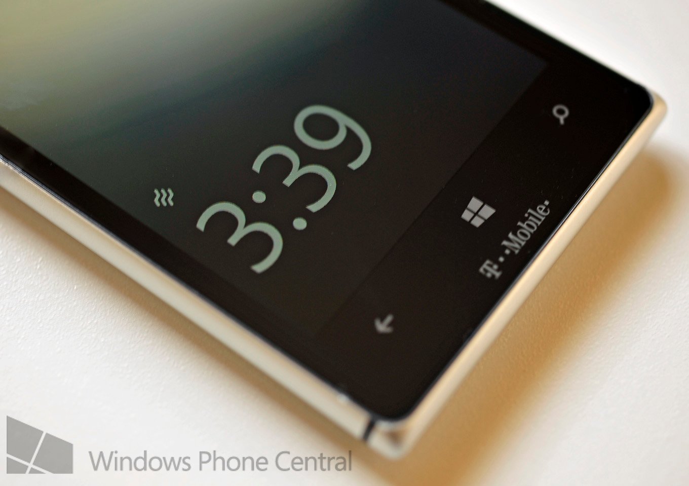 Nokia_Glance_Screen_Lumia_925.jpg