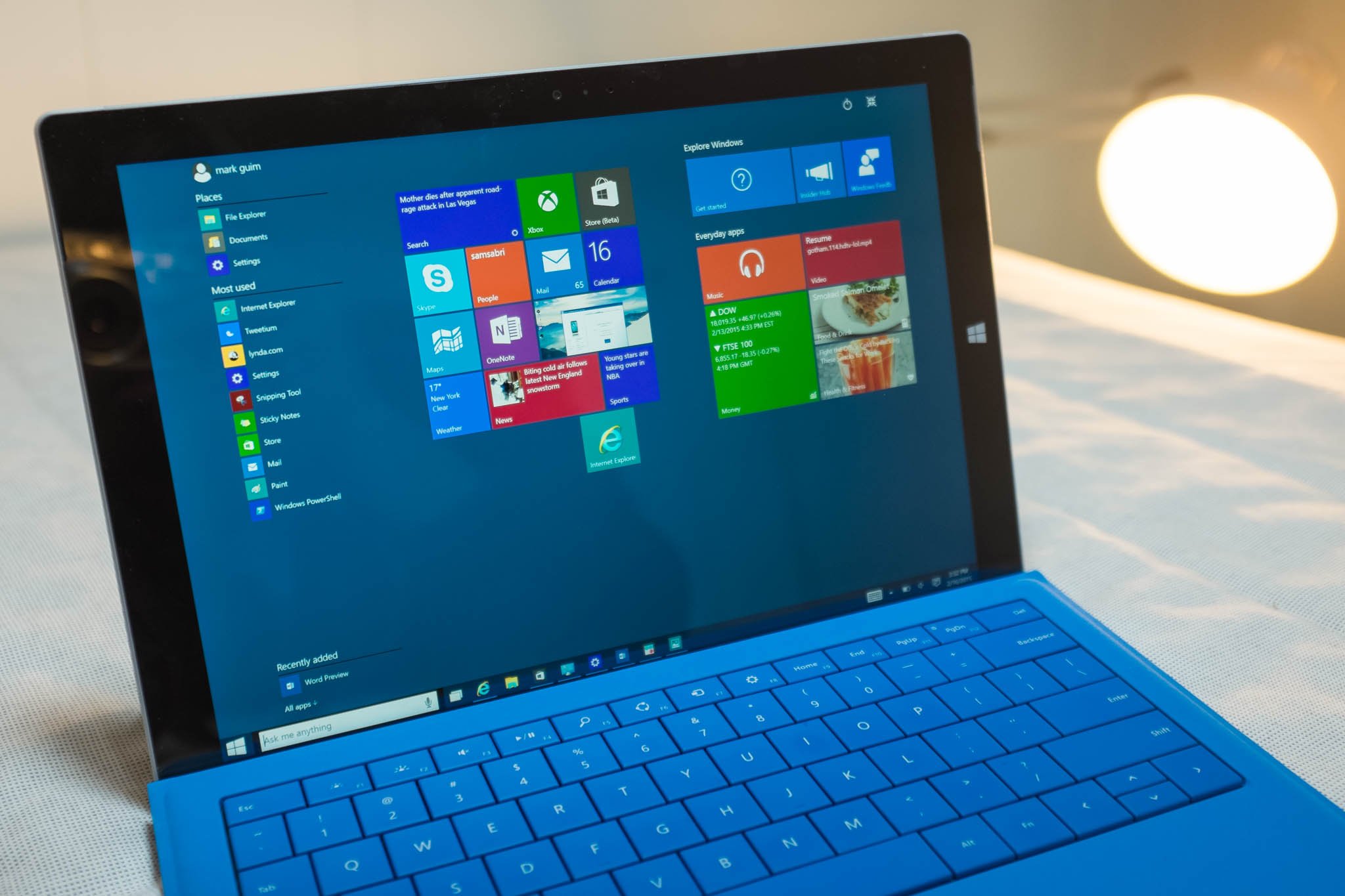 windows-10-preview-surface-pro-3-hero.jpg