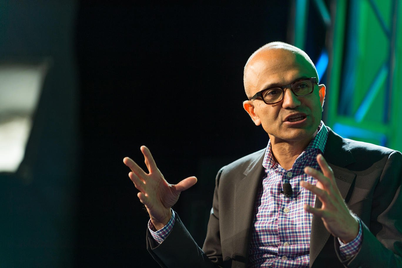 SatyaNadella4.jpg