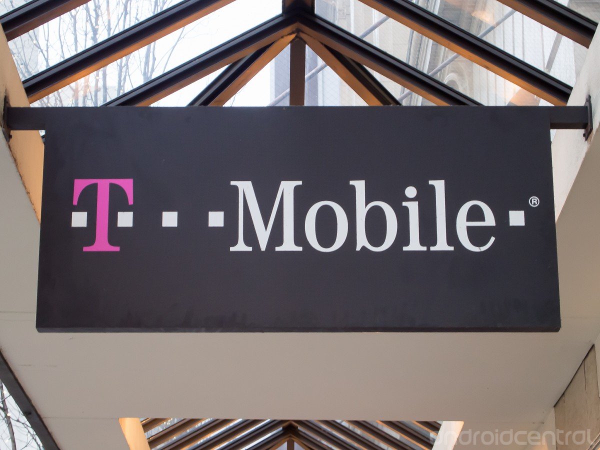 t-mobile-store.jpg