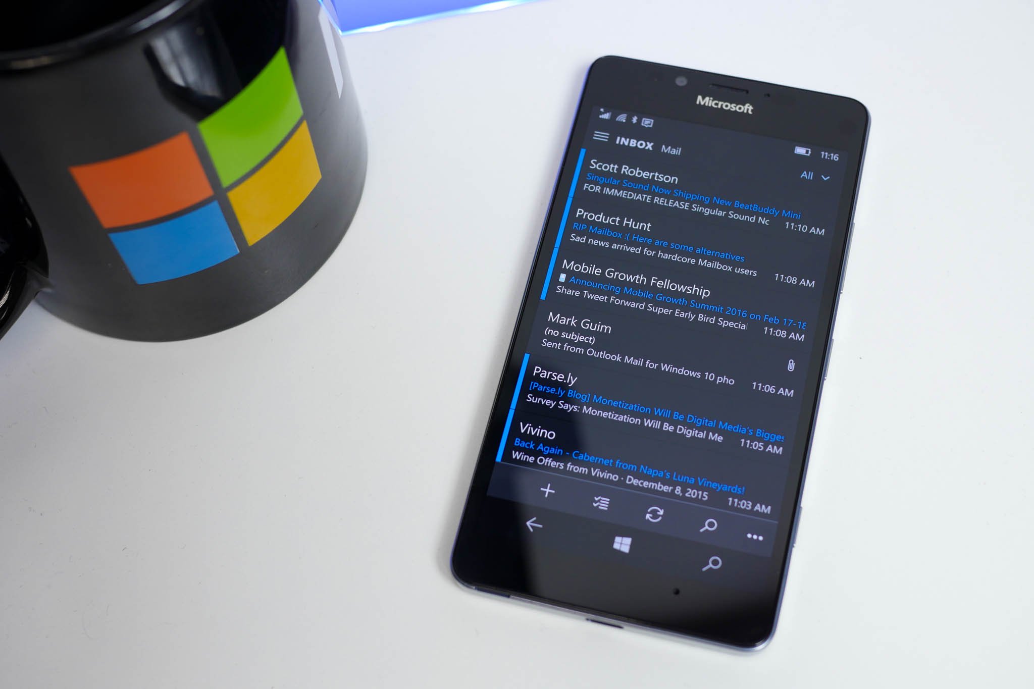 lumia-950-outlook-mail-unified-inbox.jpg