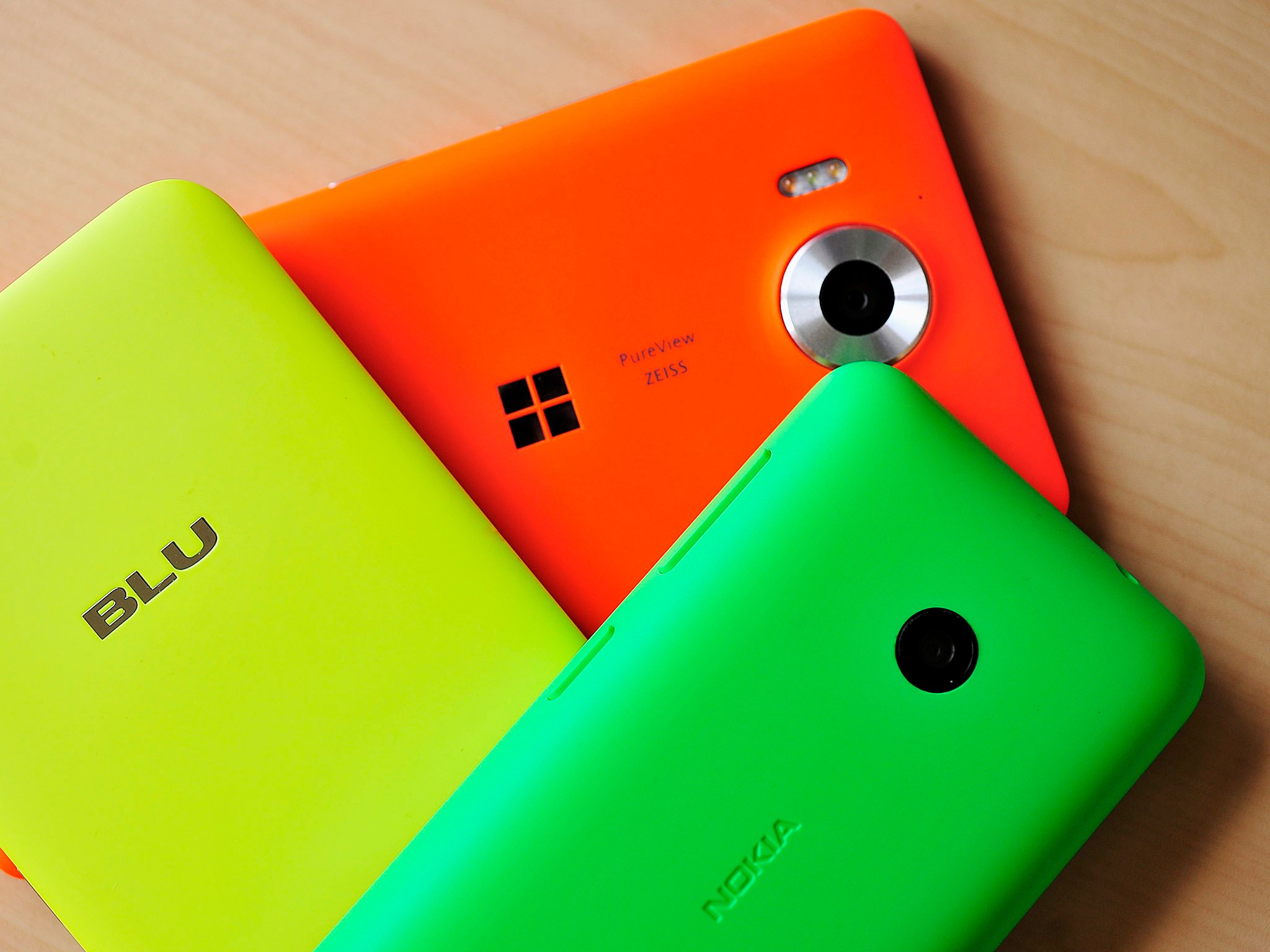 windows-phones-color-blu-nokia-hero.jpg