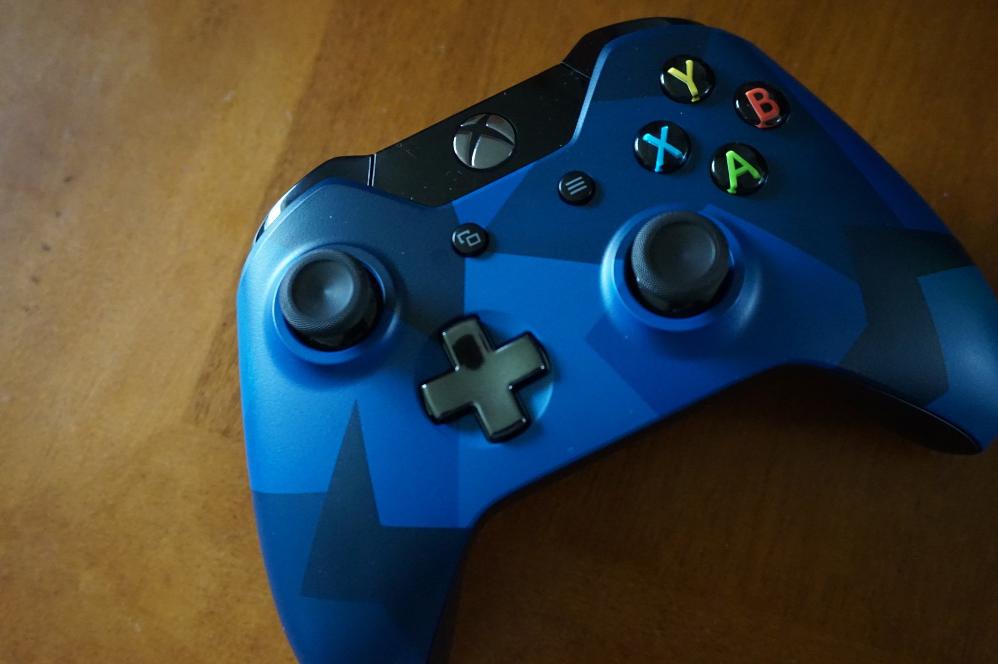 Xbox_One_Blue_Controller.jpg