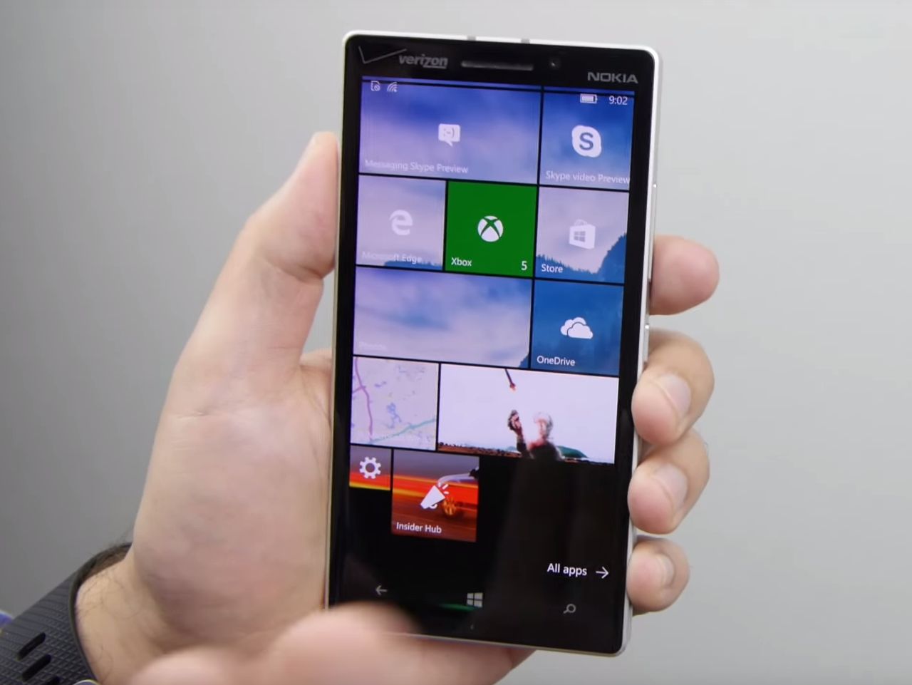 windows-10-mobile-10536.jpg