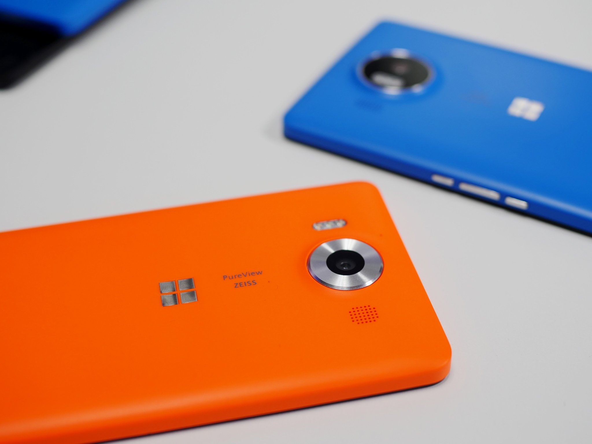 Lumia-950-orange-blue-cases-1.jpg