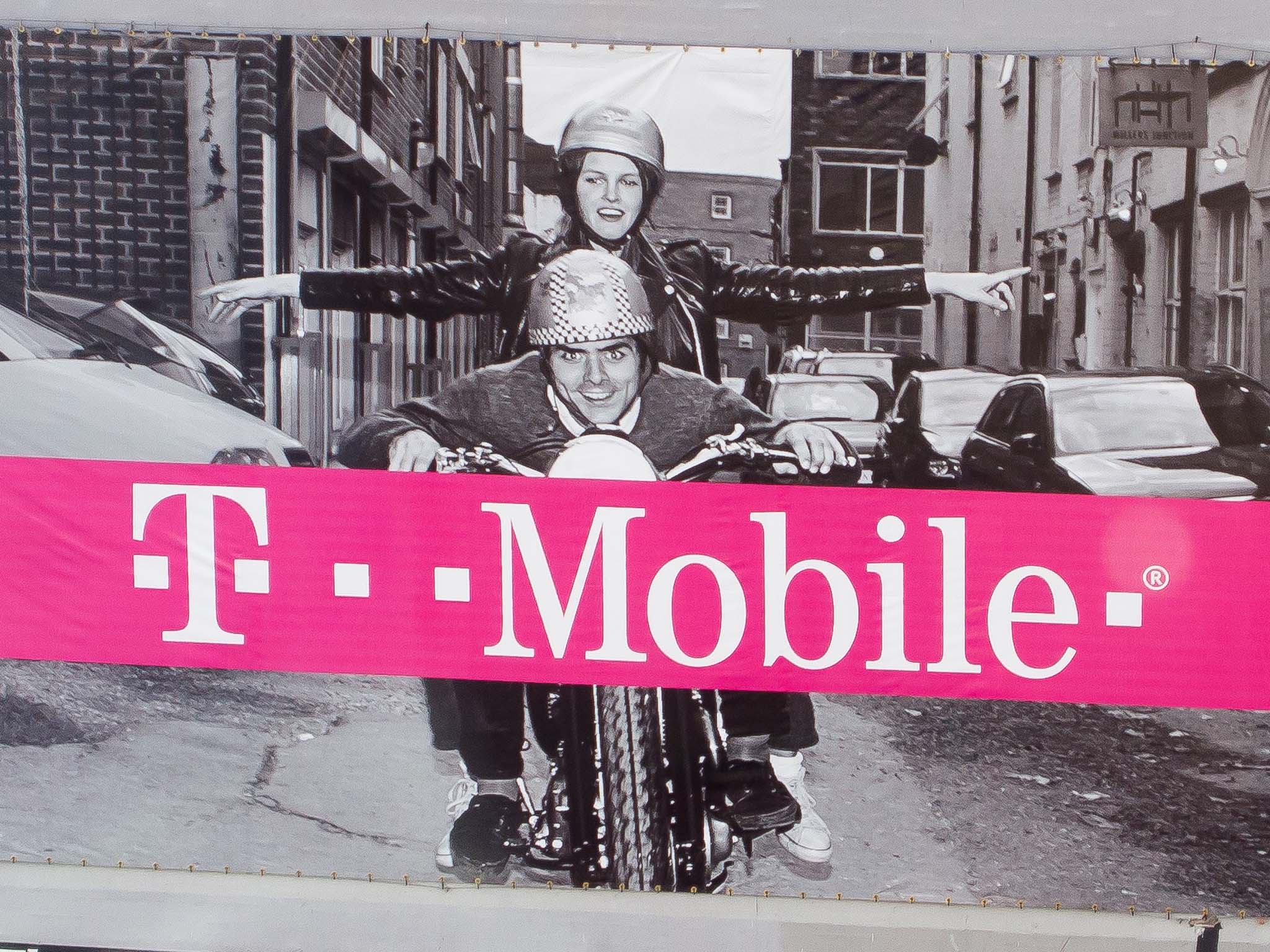 T-Mobile-Signage-01.jpg