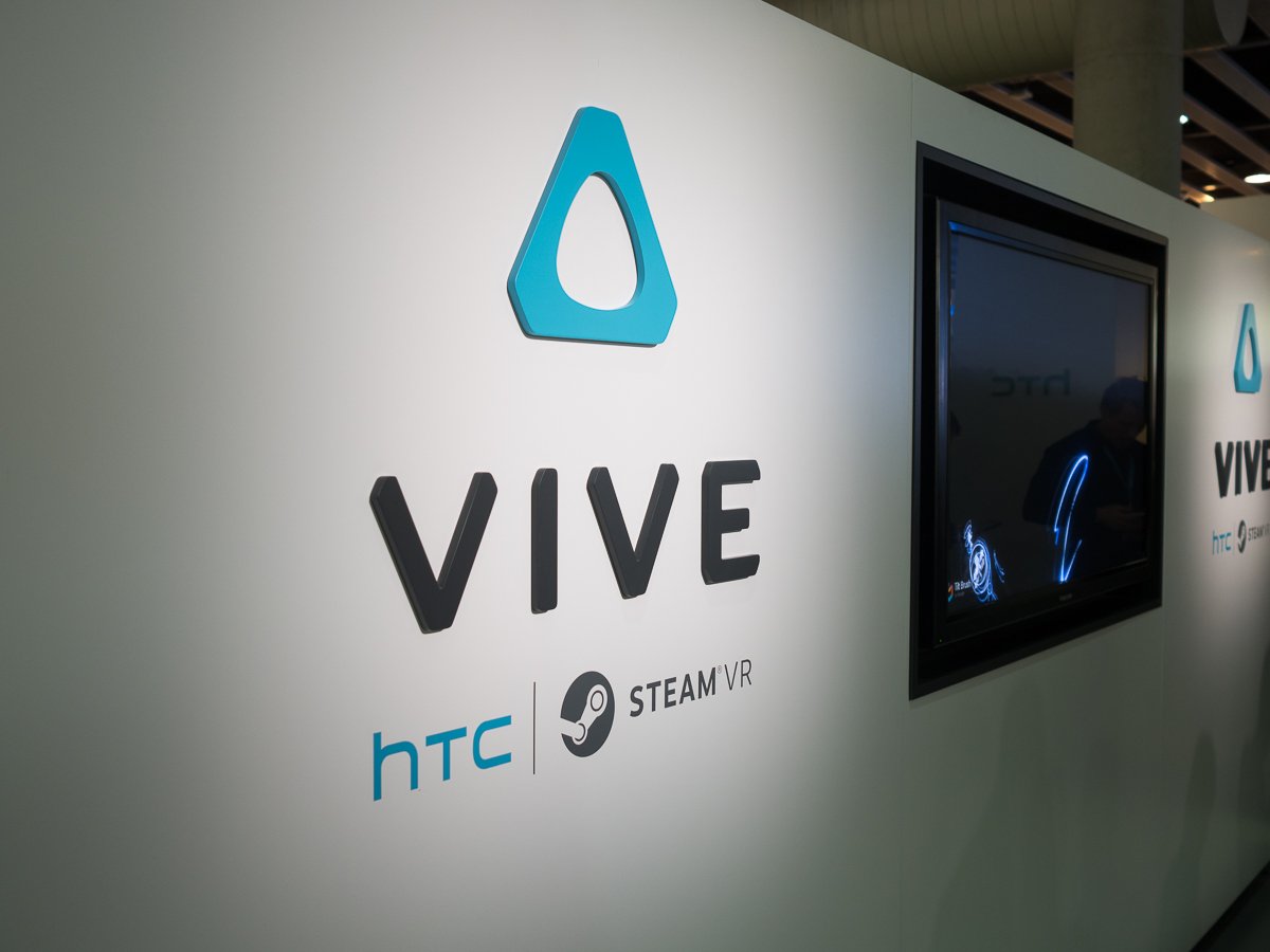 htc-vive-consumer.jpg