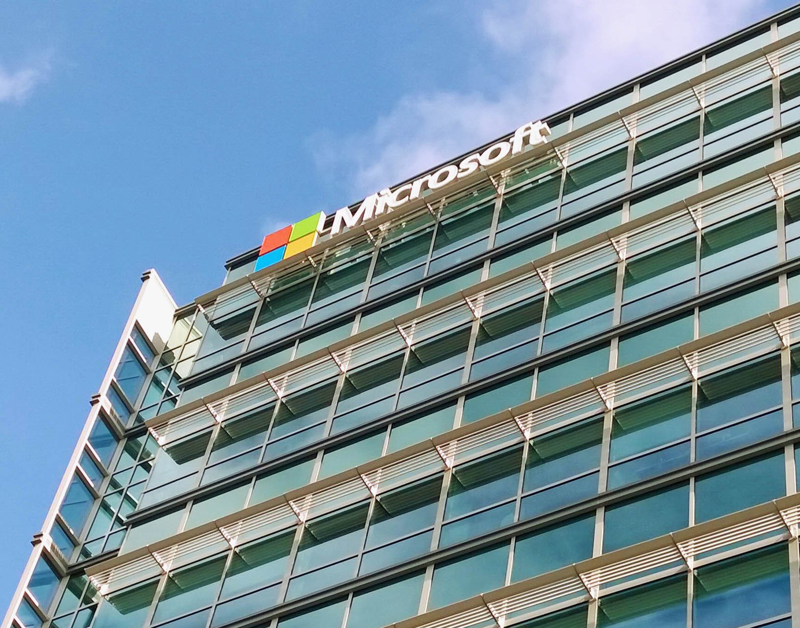 Microsoft_Logo_Building_SF.jpg