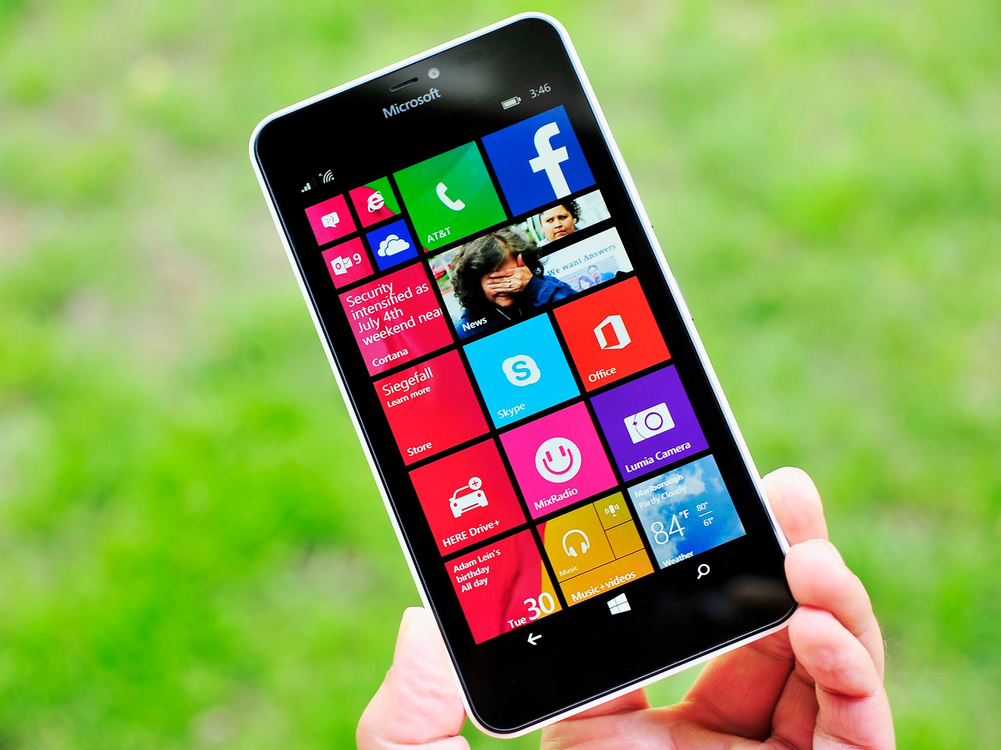 Lumia-640-xl-white-att-hero.jpg
