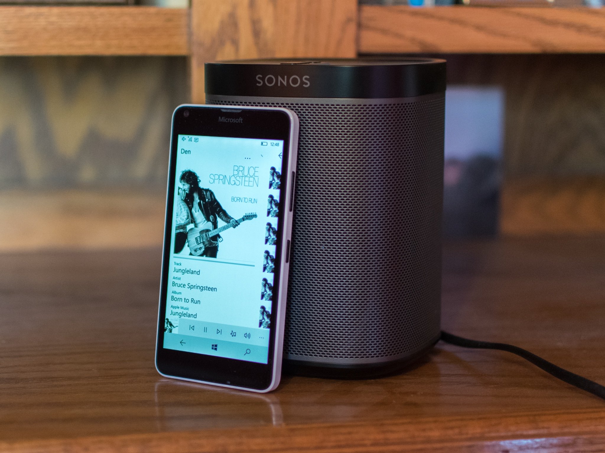 sonos-phonos-lumia-640-hero.jpg