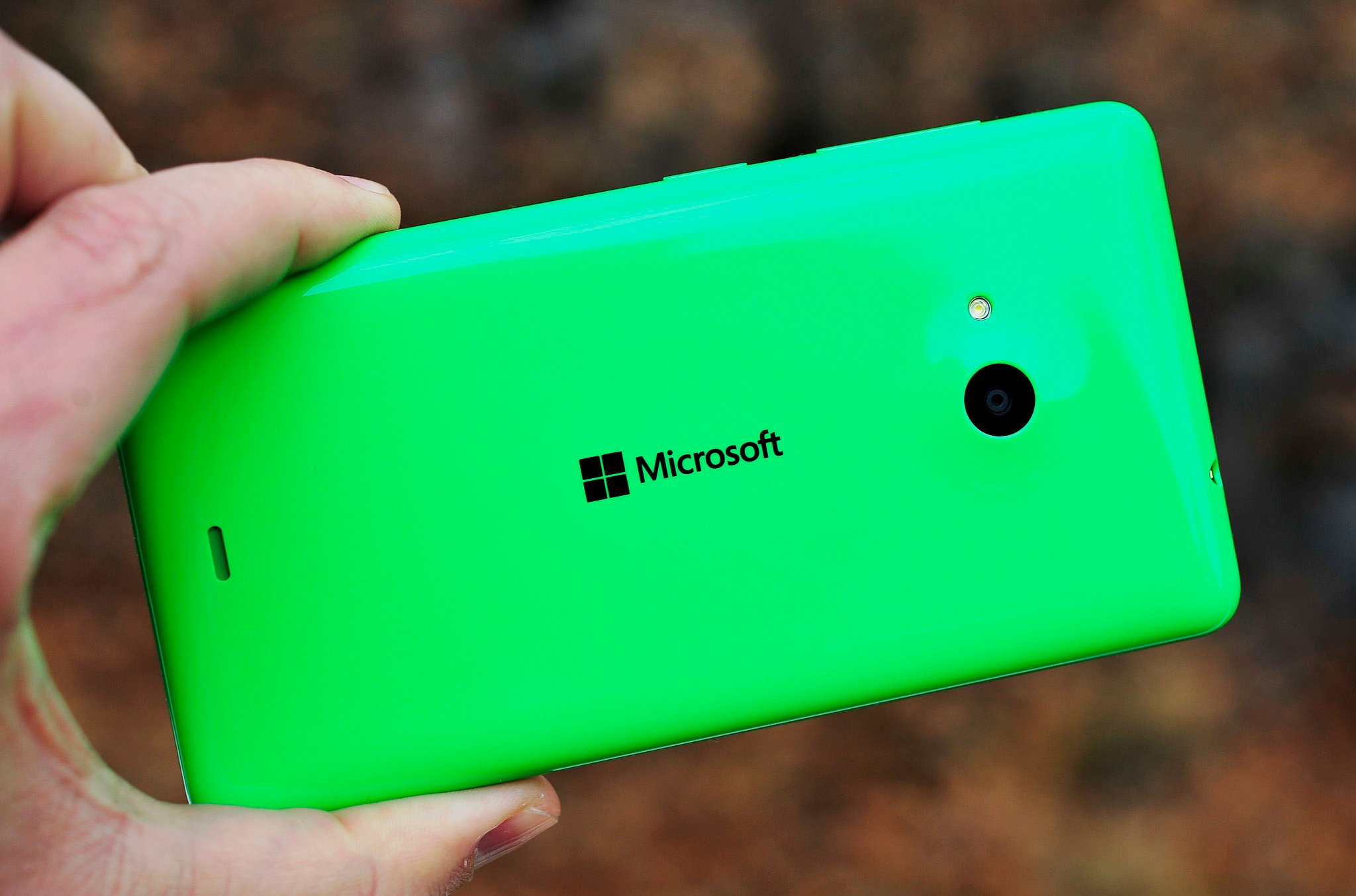 Lumia_535_hero_Microsoft_Logo.jpg