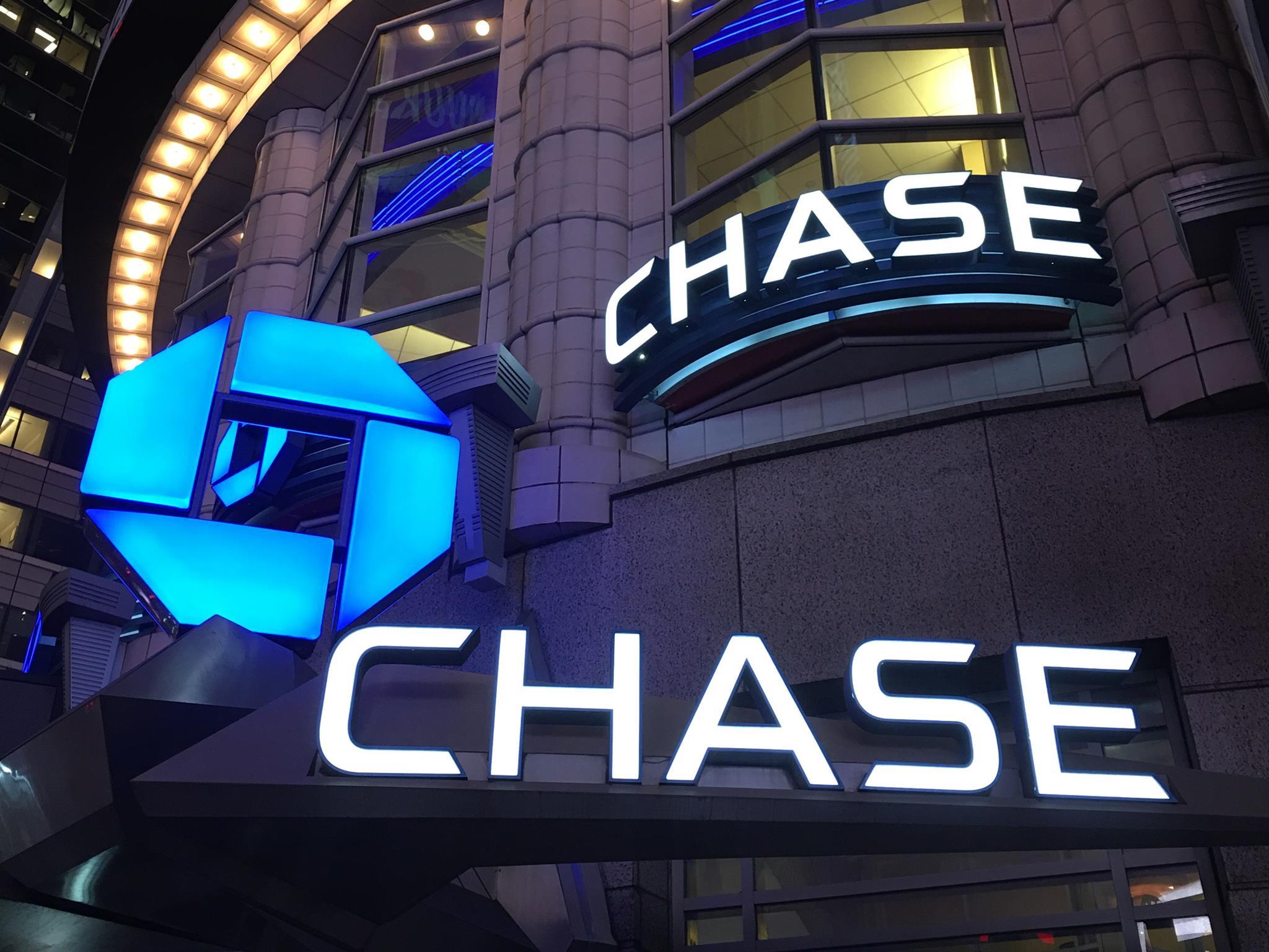 chase-building.jpg