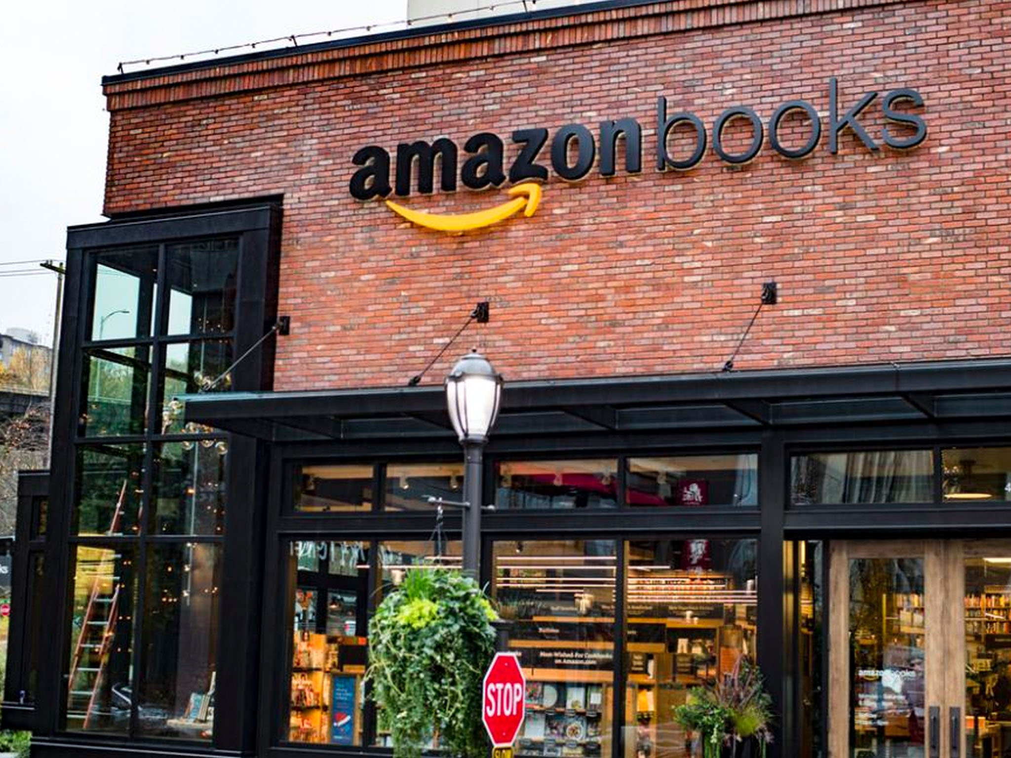 amazon-books-store-main.jpg