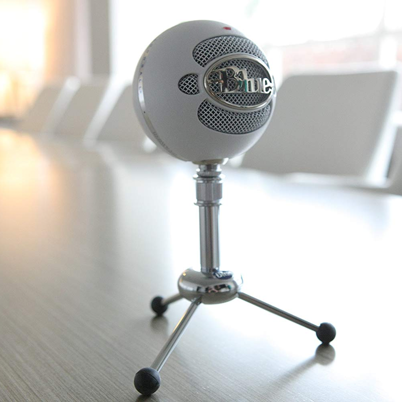 blue-snowball-mic-evrv.png