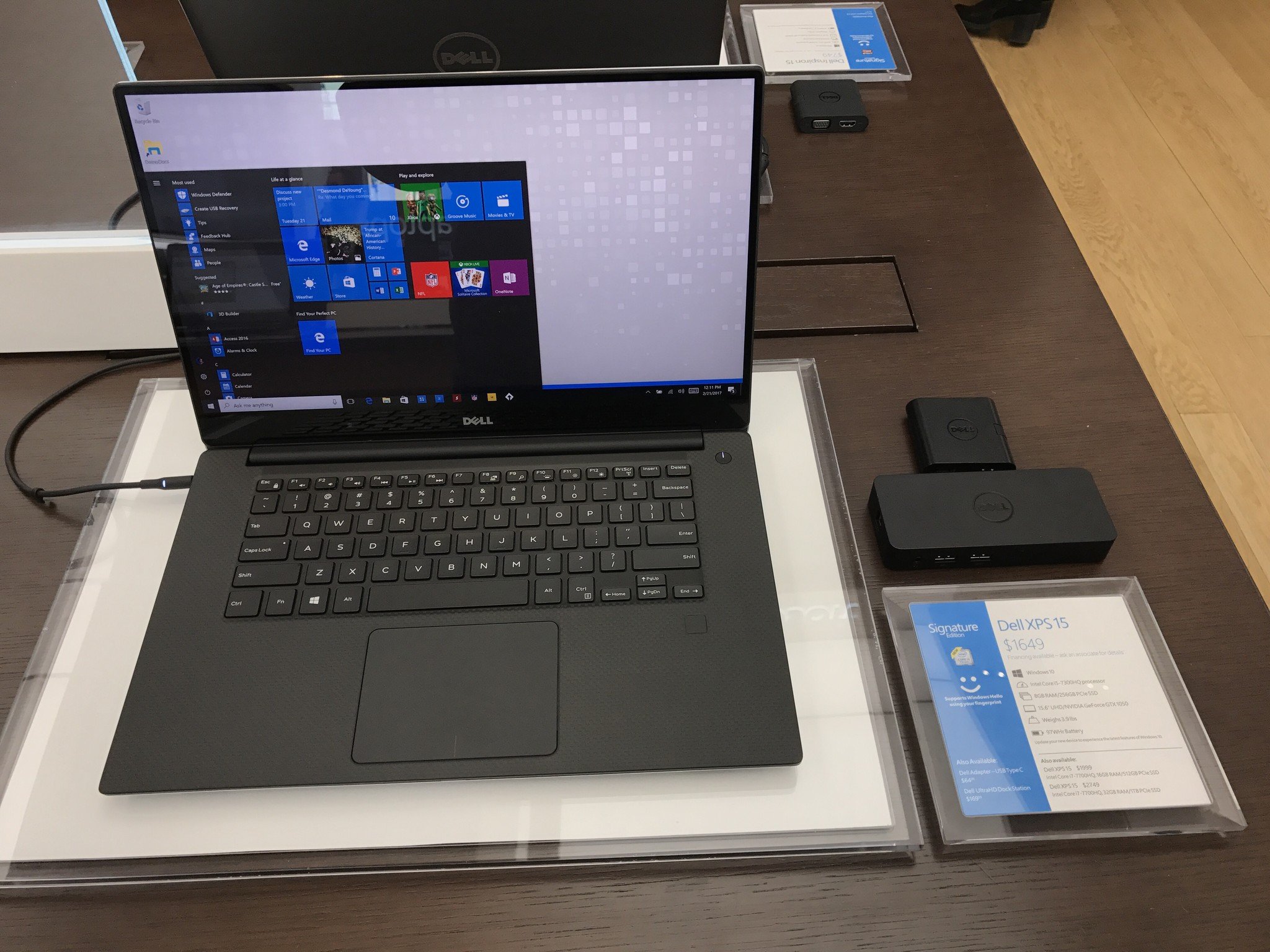 dell-xps-15-microsoft-store.jpg