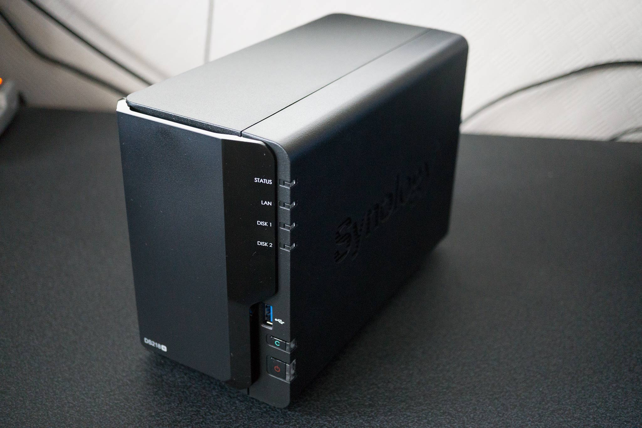 synology-ds218-6.jpg