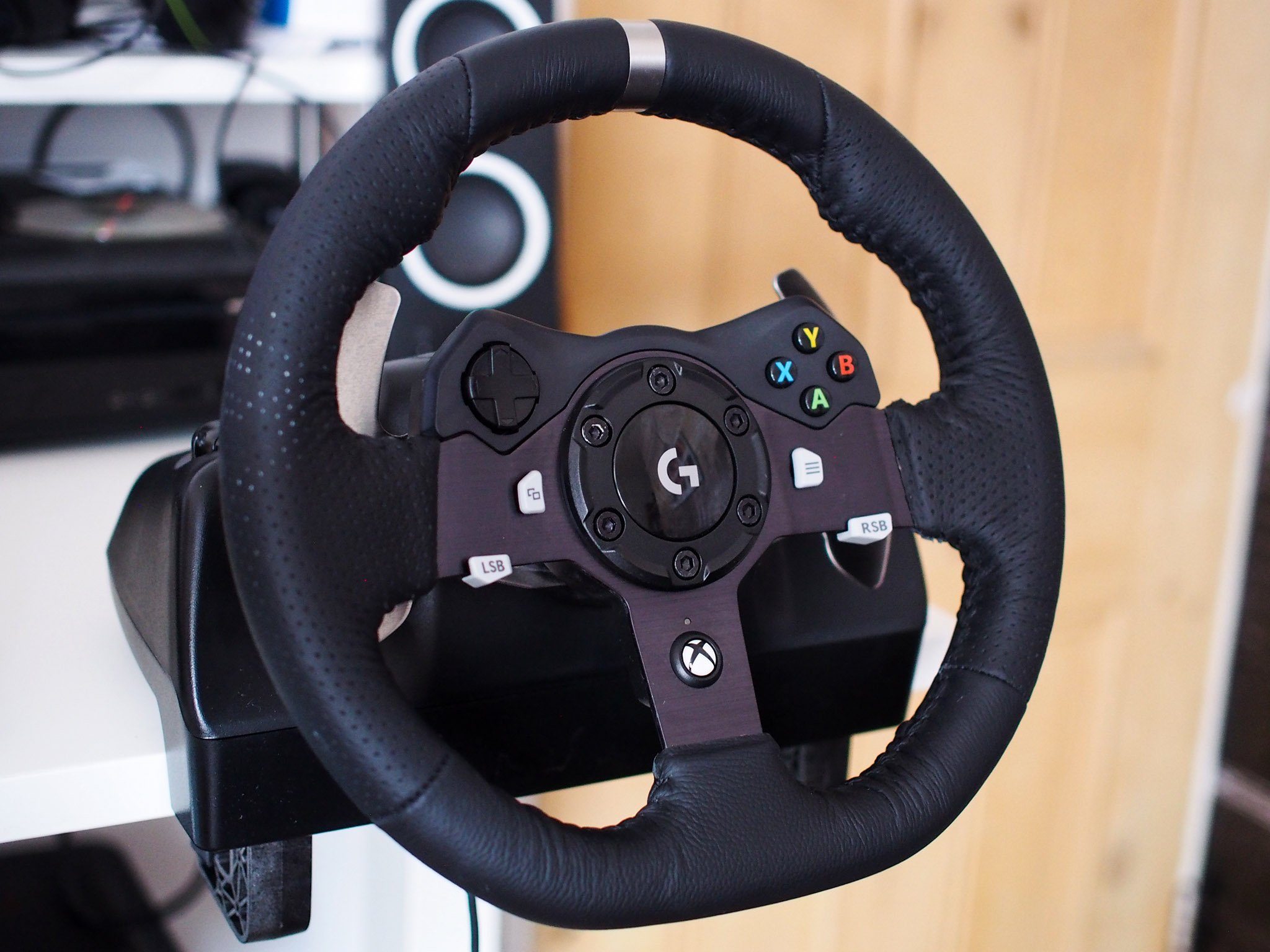 logitech-g920-wheel-front.jpg