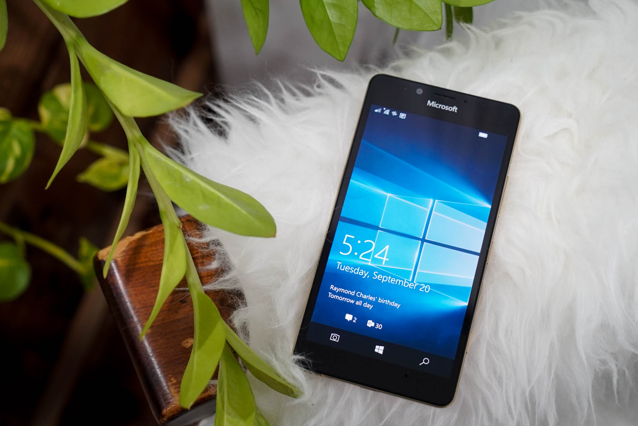 lumia-950-lock-screen.jpg