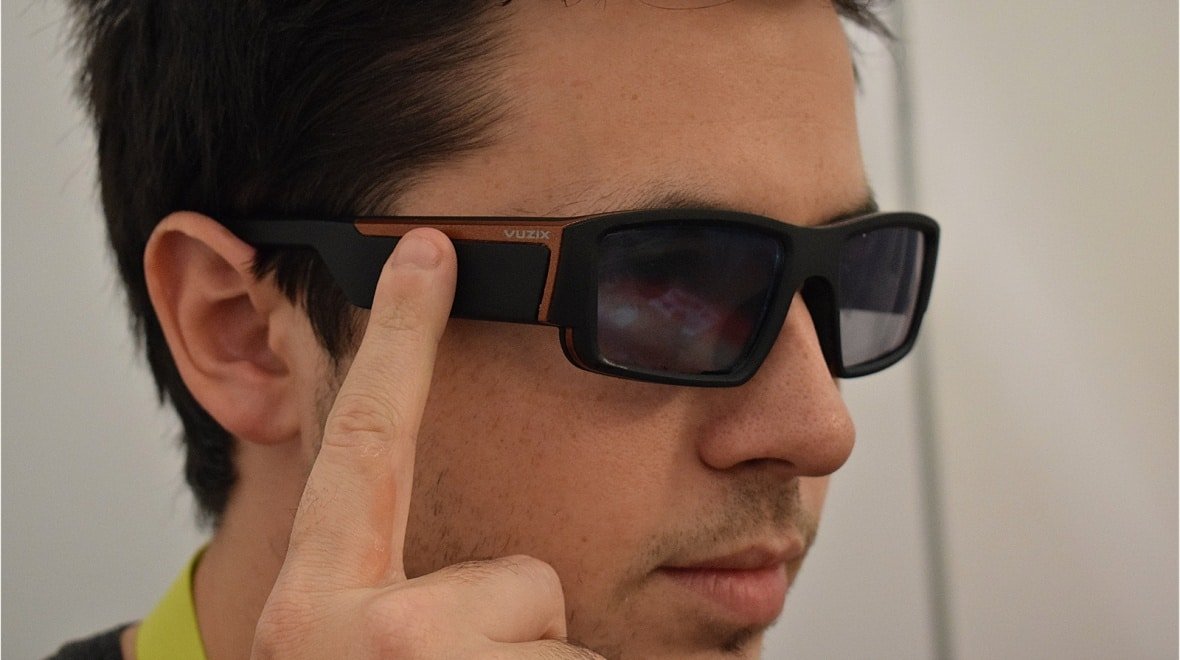 vuzix-ar-glasses.jpg