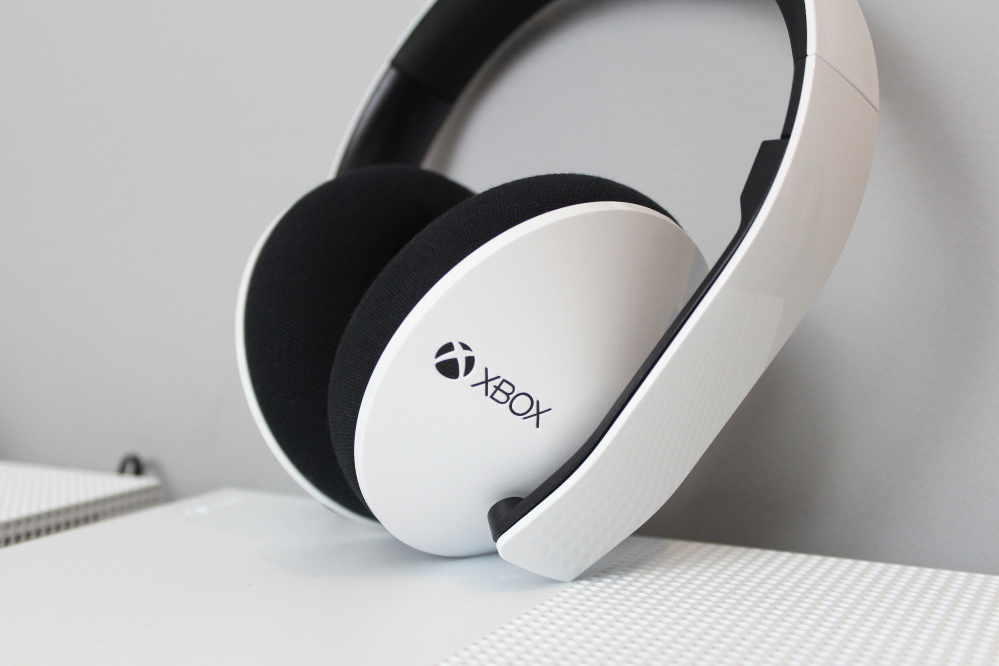 xbox-one-s-stereo-headset-2.jpg