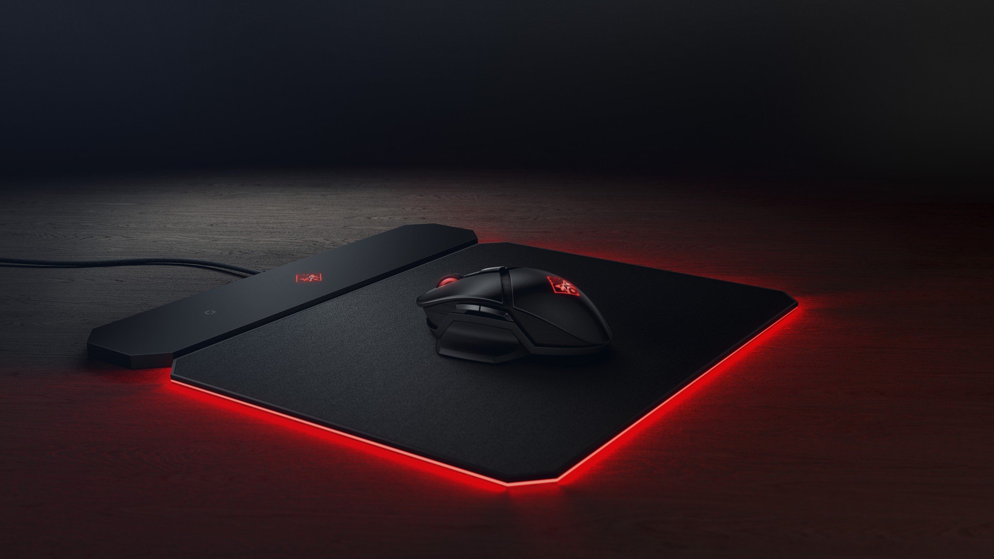 omen%20outpost%20mousepad%20-%203.jpg