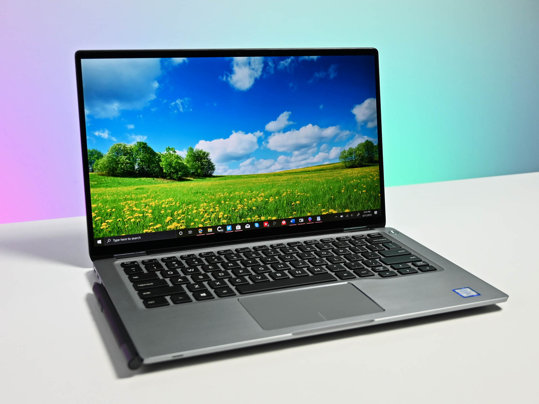 dell-latitude-7400-2in1-hero3.jpg