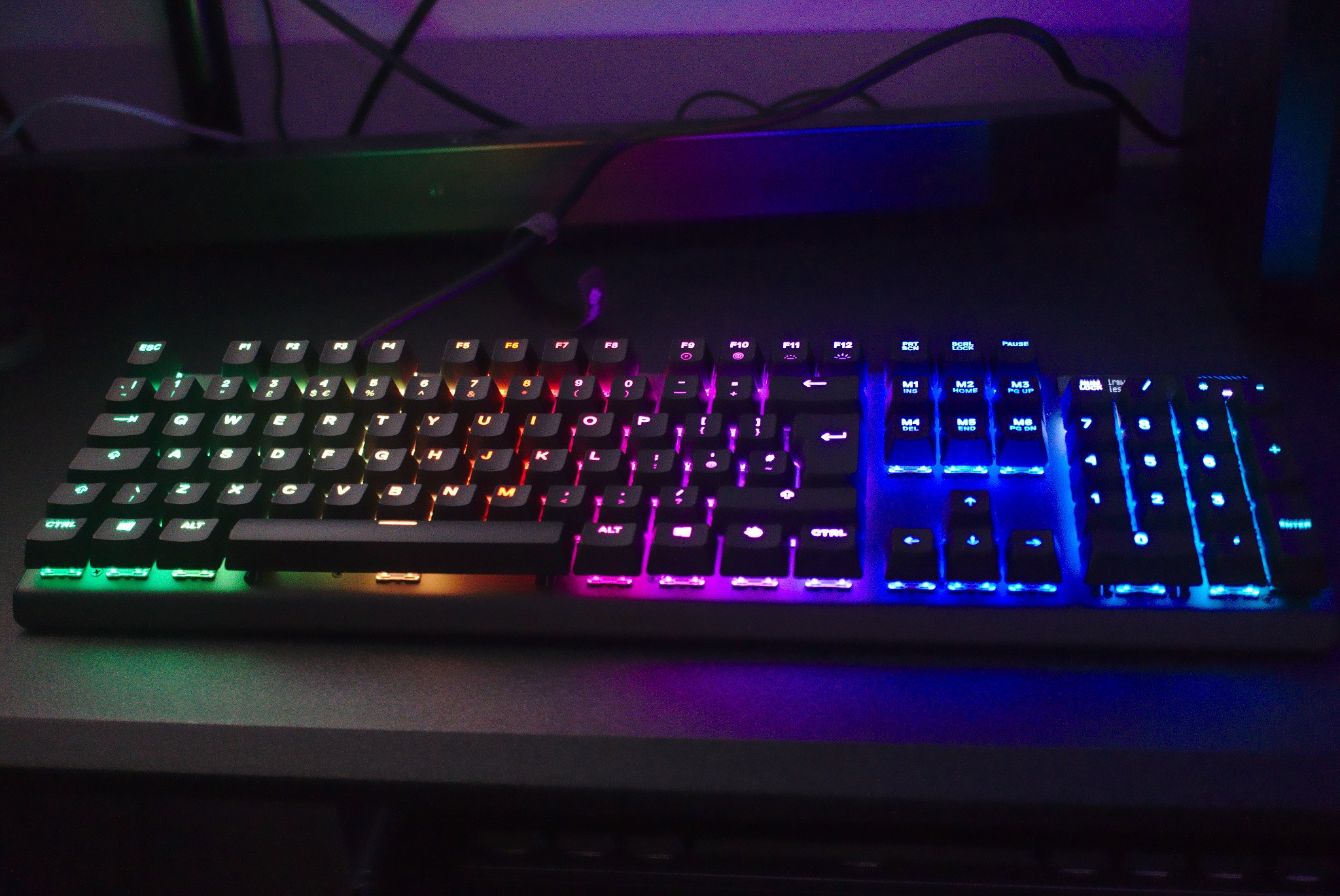 steelseries-apex-pro-keyboard.jpg