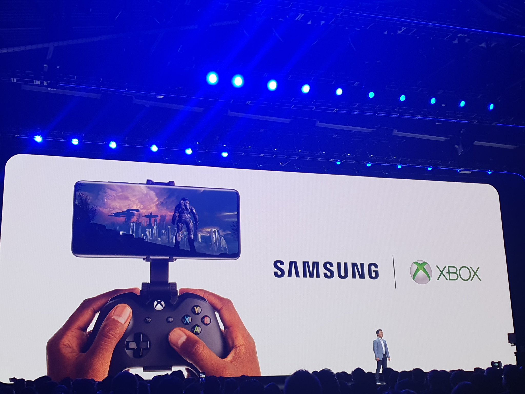 samsung-xbox.jpg